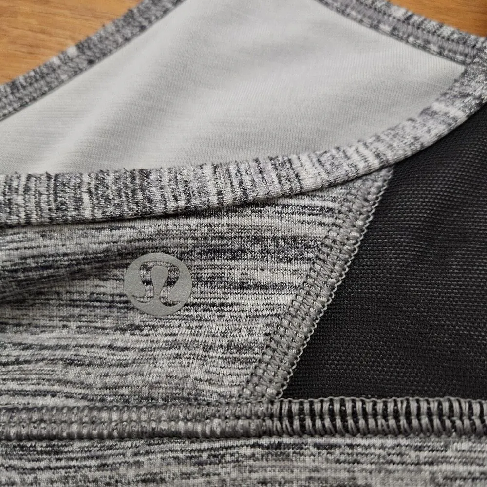 Lululemon Flow Y Sports Bra Women's Size 4 Heather Gray Lightweight Running Gym - Image 3