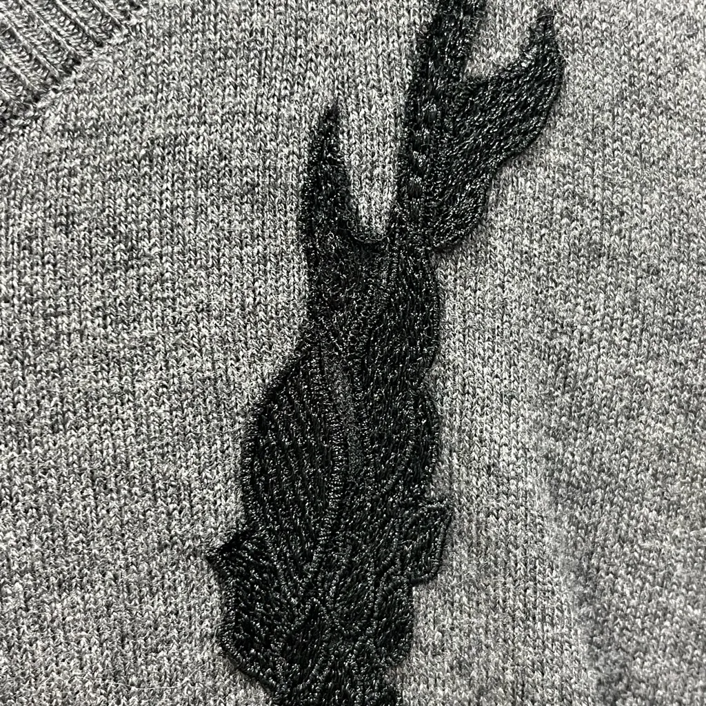 Apt. 9 Beautiful sequence sweater  size Medium - Image 3