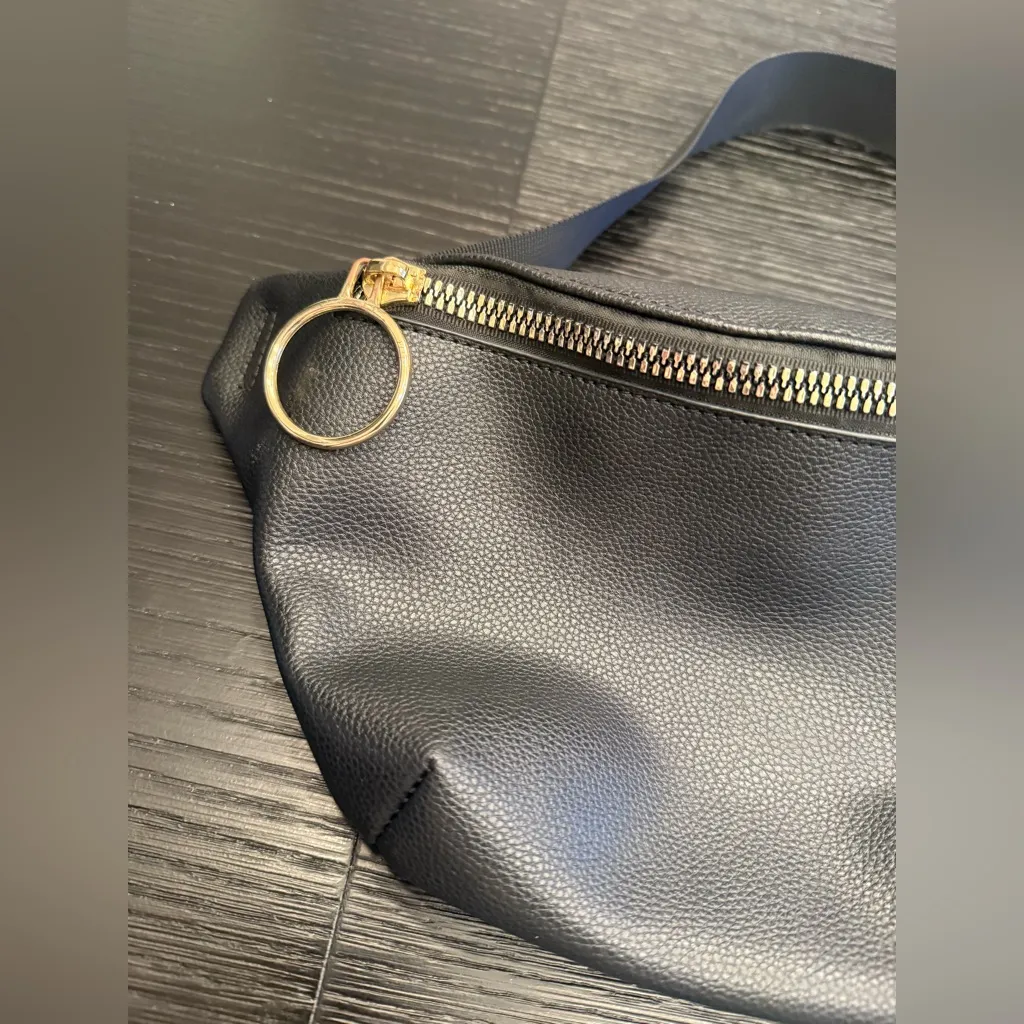 Black Faux Leather Belt Bag Rounded Full Zip Fanny Pack Bum Bag - Image 3