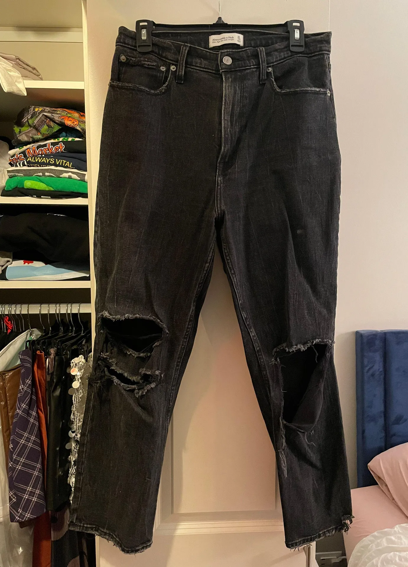 Black Jeans - Image 4