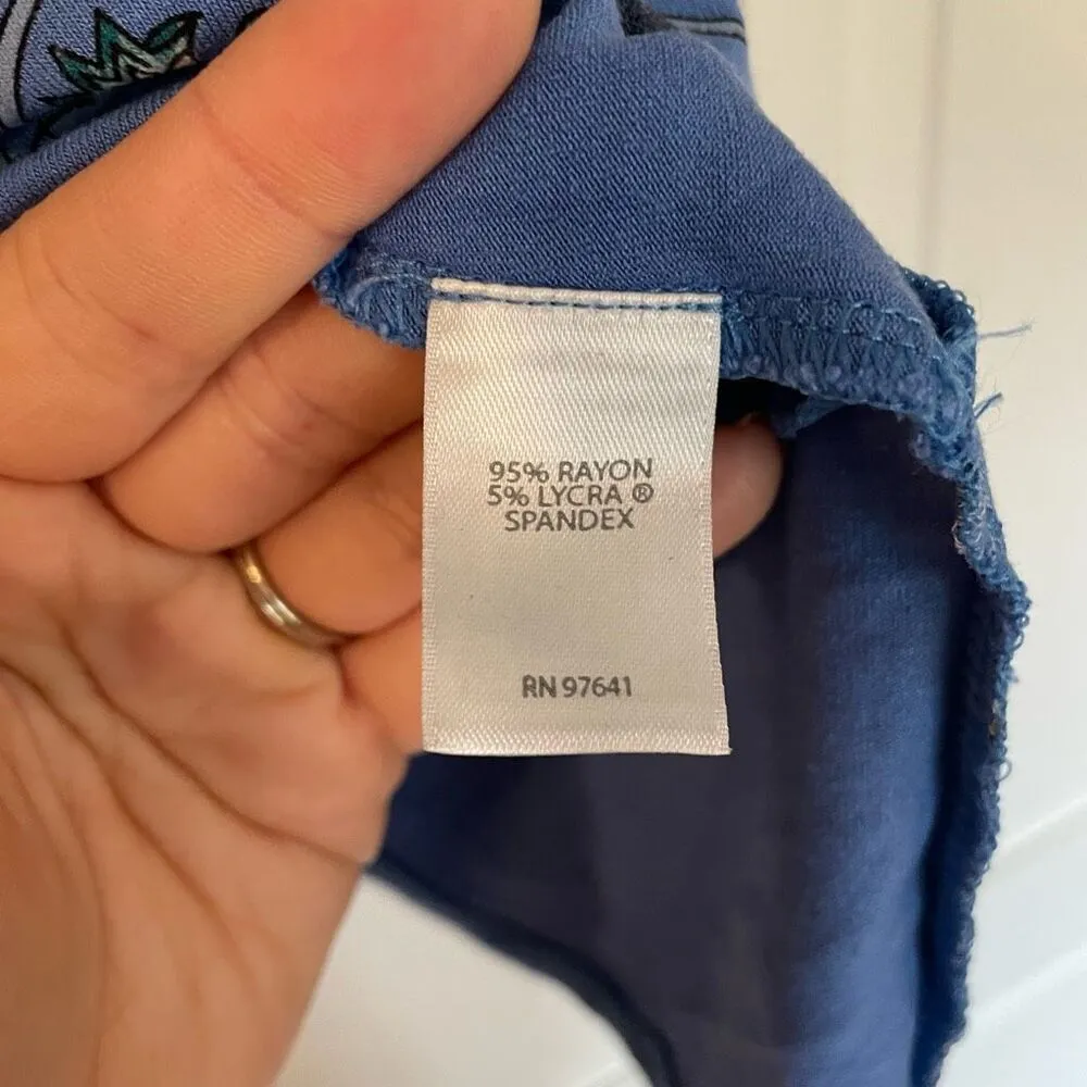 J.Jill wearever collection blue medallion block print trim blouse Size undefined - Image 5