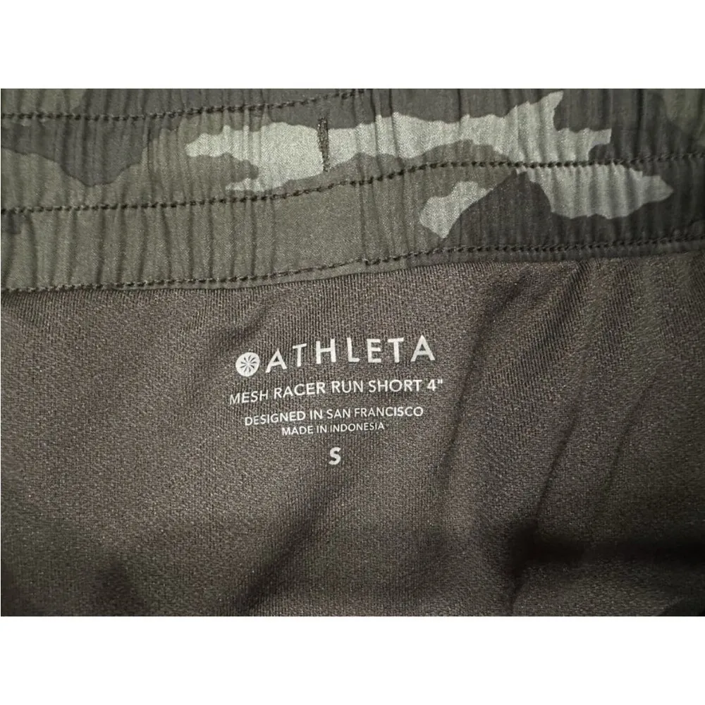 Athleta Mesh Racer Run Short Camo Small S - Image 3