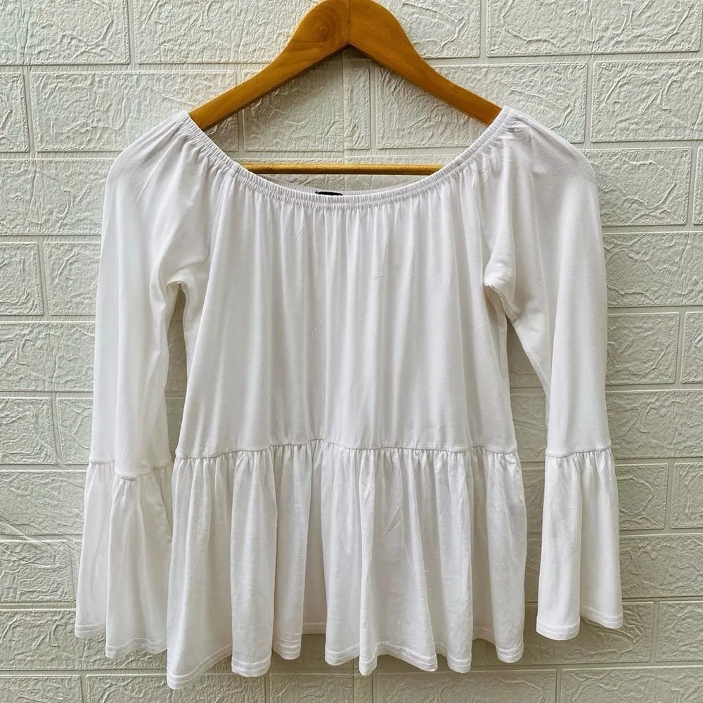 Kimchi blue flowy white top - Image 3