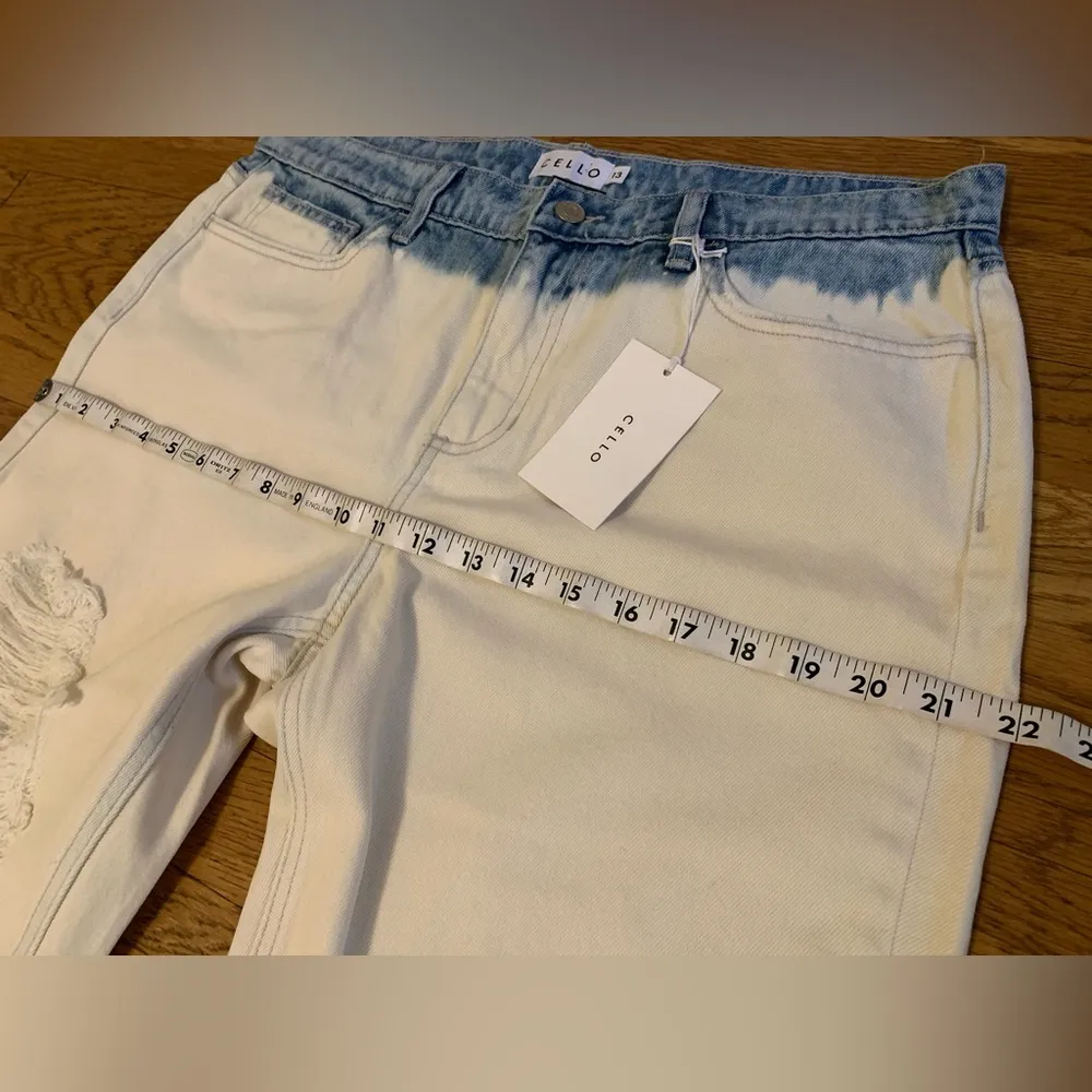 NWT  Boyfriend jeans size 13 - Image 10