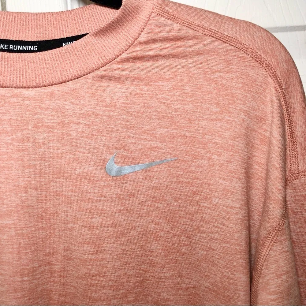 Nike Women’s Dri-Fit Pink/Peach Heathers Long-Sleeved Running Shirt Size S - Image 2