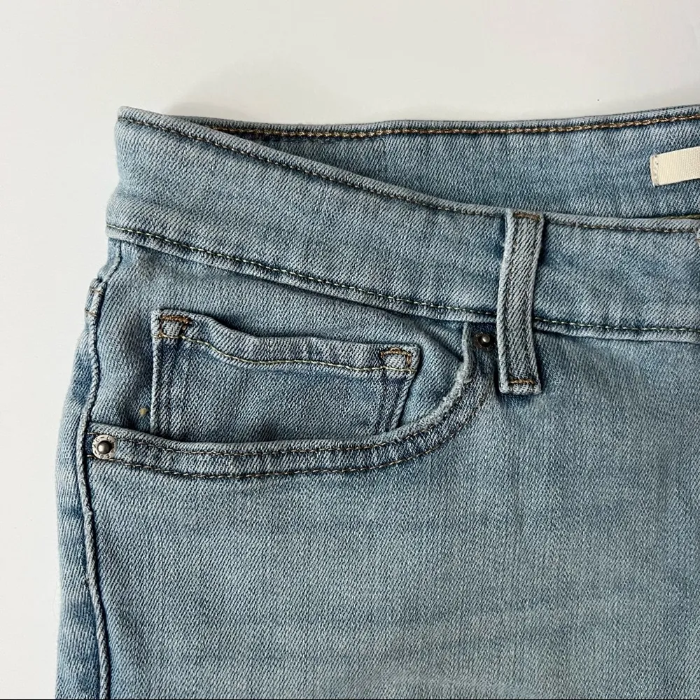 Levi's 711 Skinny Denim Blue Jeans Light Wash Waist 30 - Image 3