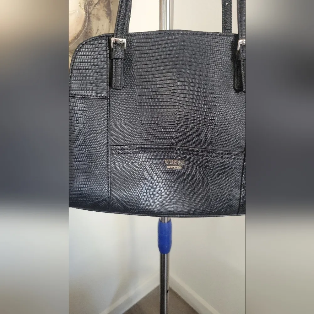 Guess Black Shoulder Bag - Image 13