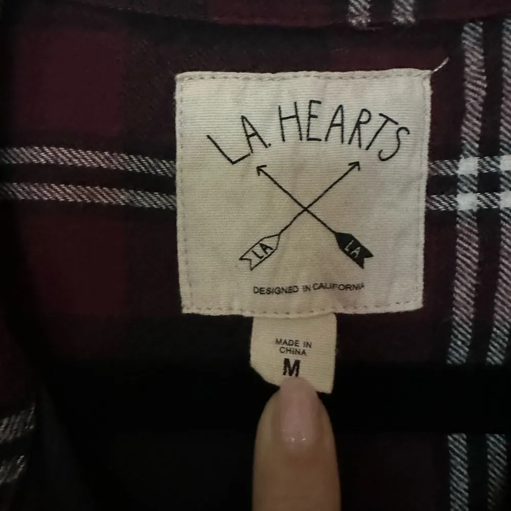 LA Hearts Flannel Shirt Women's Medium Burgundy Black Plaid Long Sleeve Pacsun - Image 3