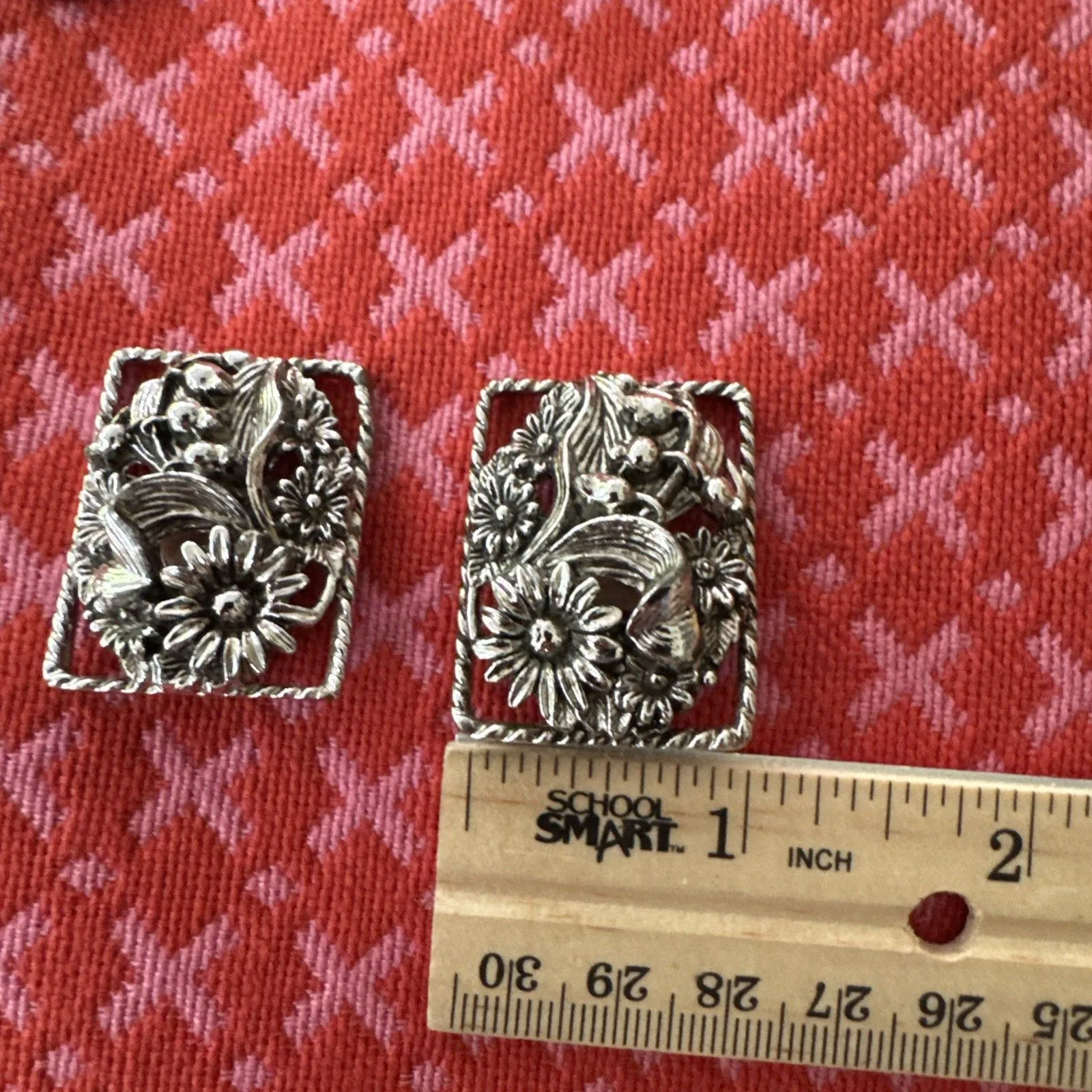 Sarah Coventry Antique Garden Silver Tone Floral Flower Clip Earrings Vintage - Image 3