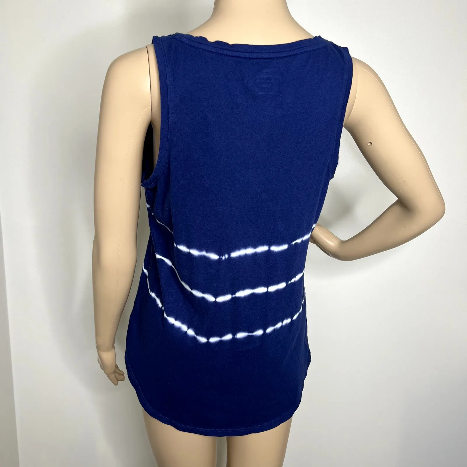 Old Navy Blue Striped Tank Top - Image 2