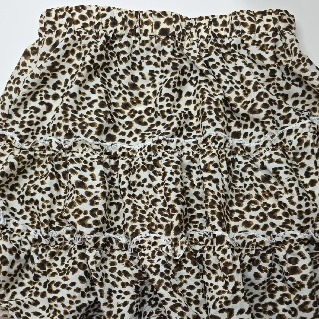 Skirt Skater Skirt Flowy Brown and Cream Animal Print Size Medium - Image 2