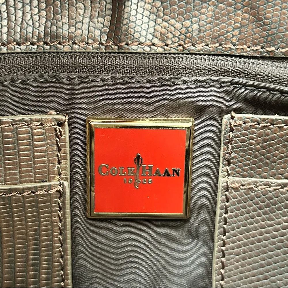 COLE HAAN bronze metallic leather baguette bag / clutch, NWOT - Image 9