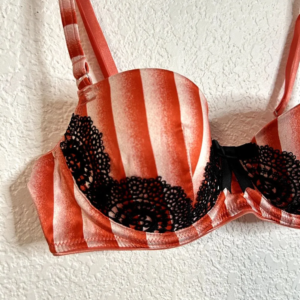 Pleasure State White Label Bra Womens Size 34B Red Stripe Black Lace SAMPLE - Image 4