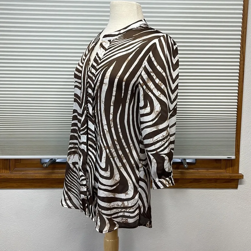 Chico’s Brown Zebra Print Button Down Sheer Blouse Size Small - Image 5