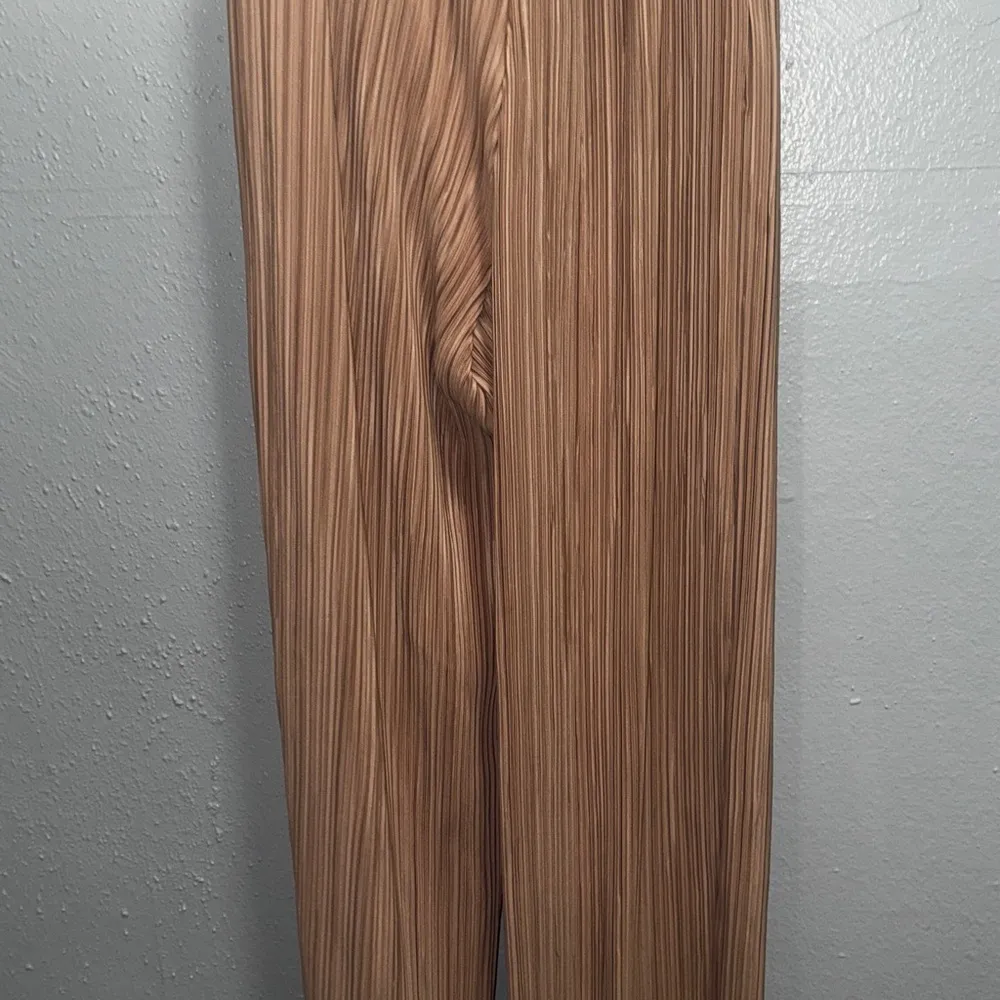 Papermoon Tan‎ Pleated Trousers - Image 3