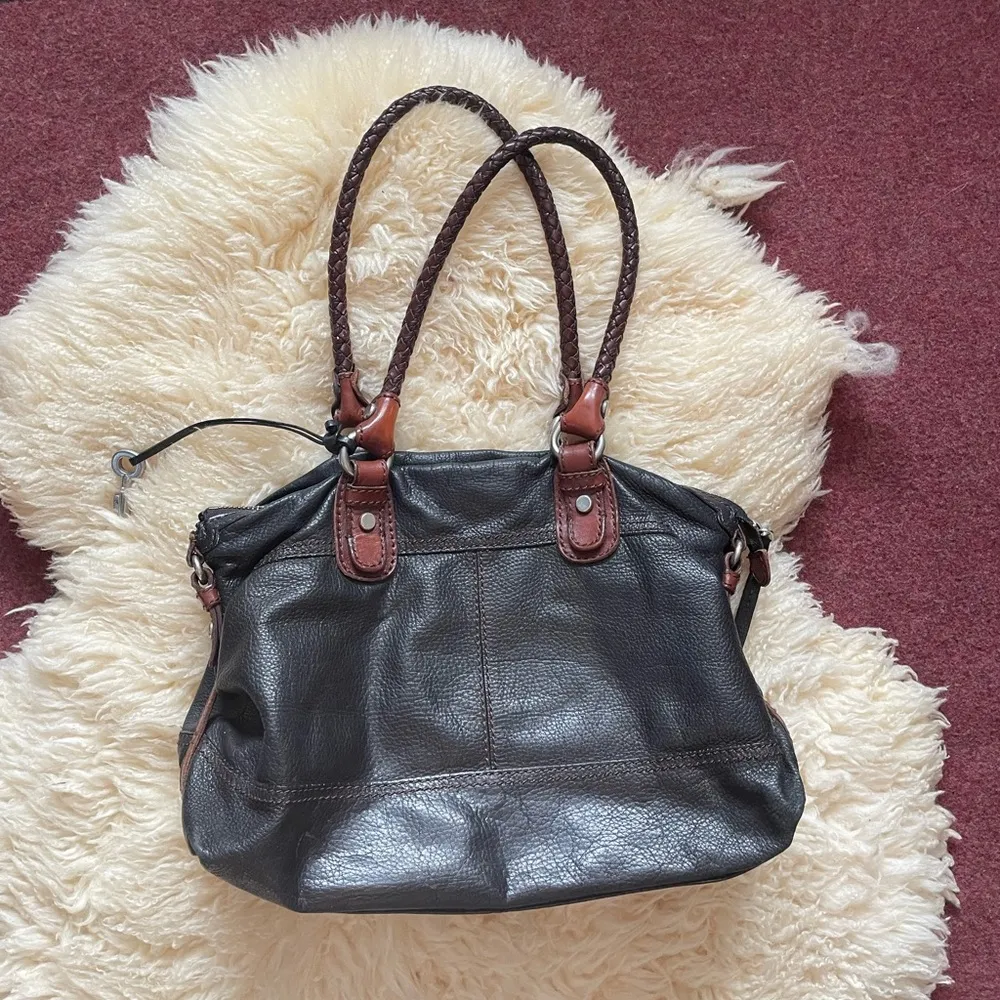 EUC Fossil Pebbled Leather 2 Tone Double Braided handled Satchel Tote - Image 8