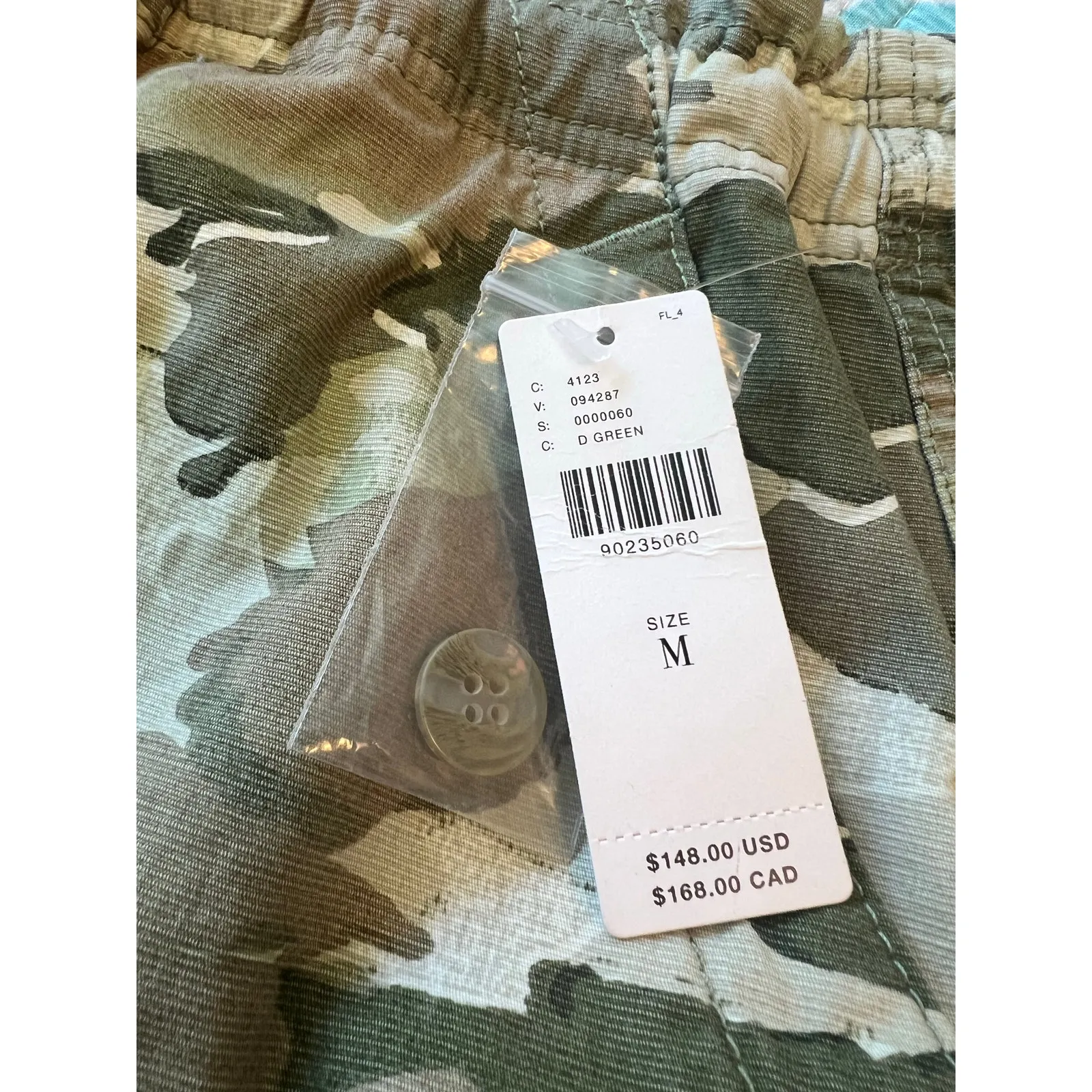 Brand New Women’s Anthropologie by: Pilcro Camo Paperbag Pants Size: Medium - Image 8