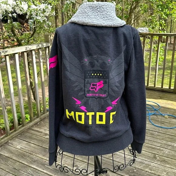 Woman fox racing button up sweater​ Gray - Image 2