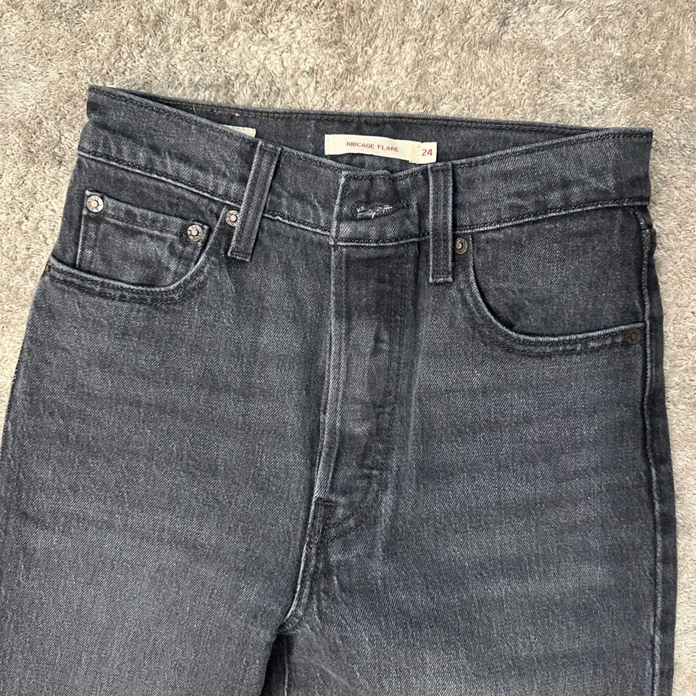 Levi's Washed Black Ribcage Flare Wide Leg Jeans - Image 5