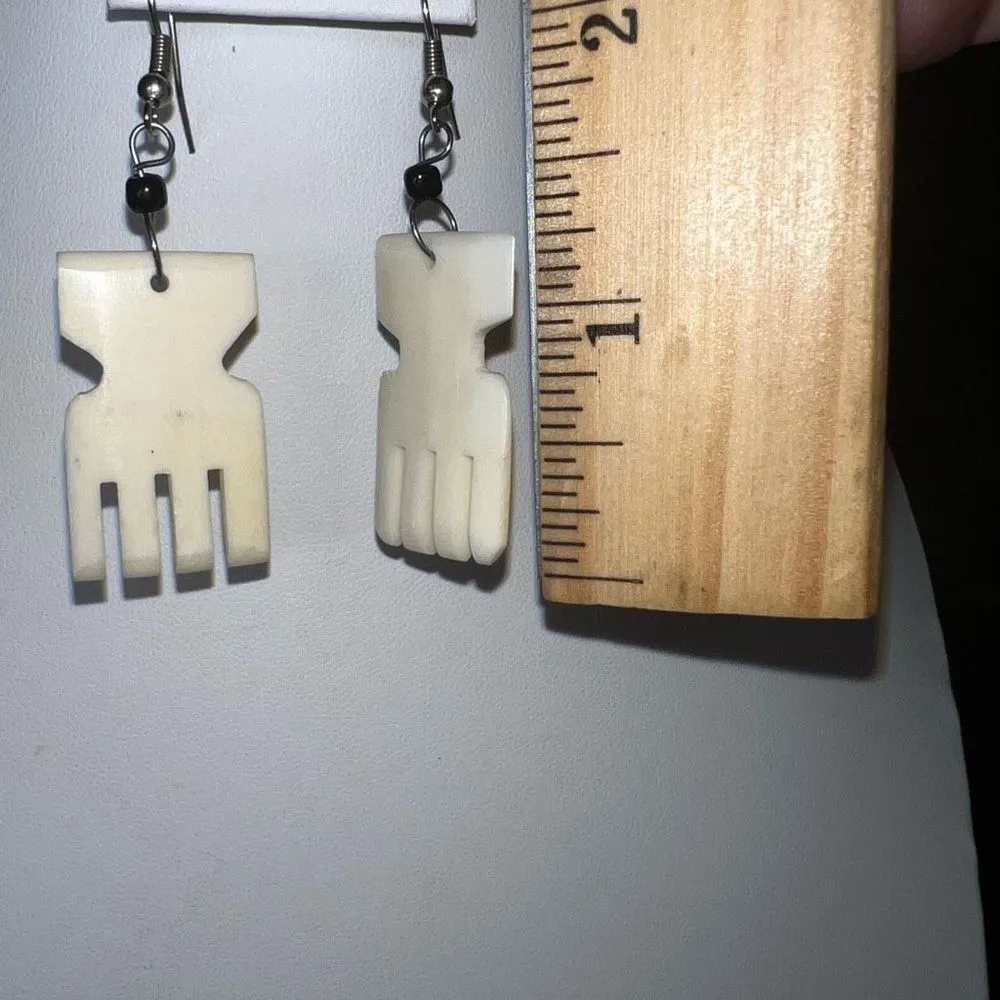 Vintage Carved‎ Bone Ethnic Earrings Gold - Image 5