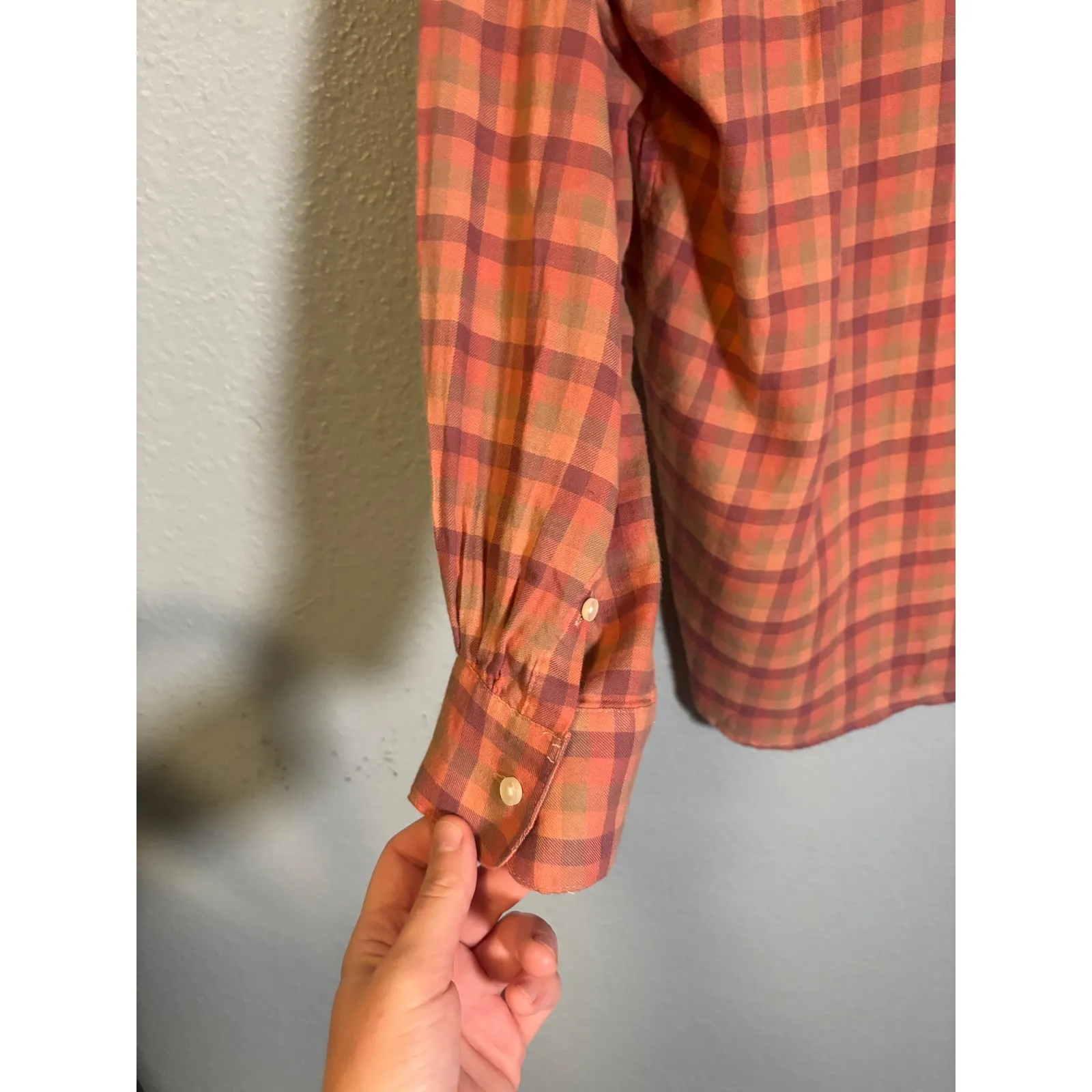 Trovata Birds of Paradis Emerson‎ Plaid Button Down Shirt Pink Small - Image 9