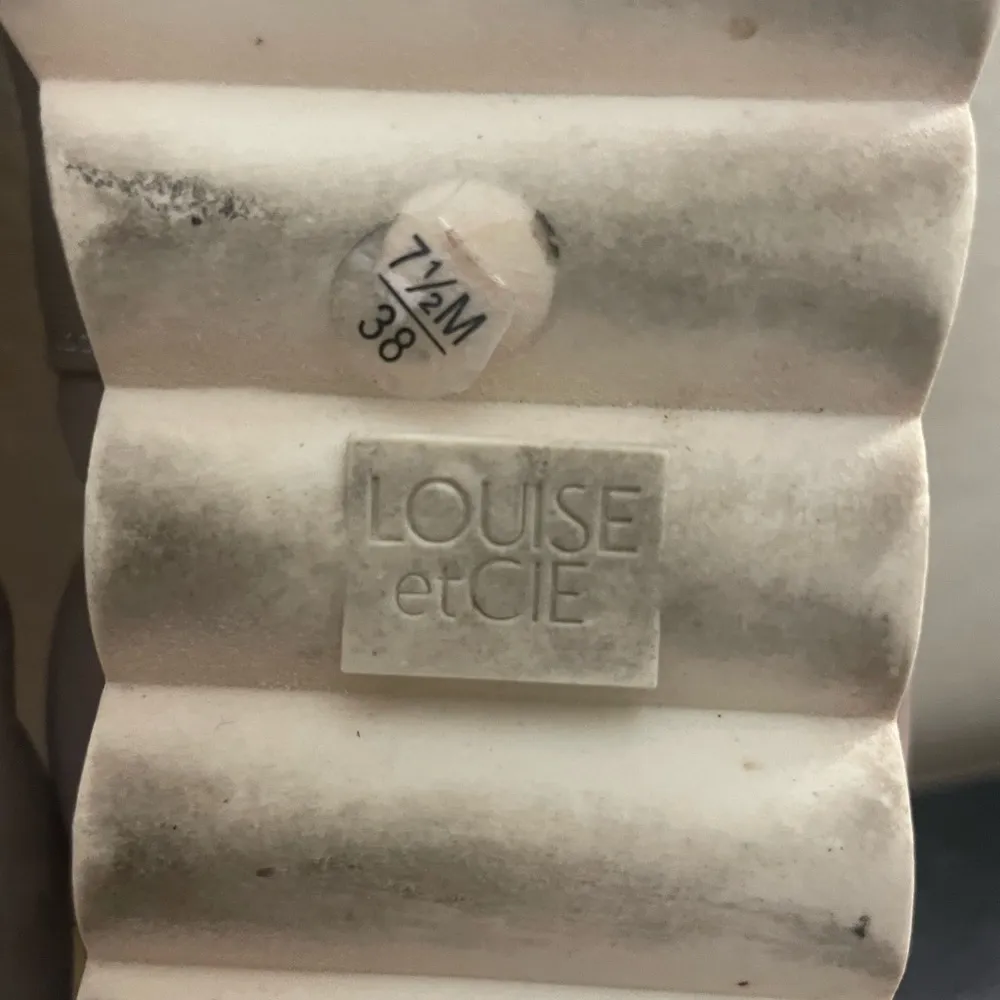 Louise et Cie Celeste Suede Slip-Ons Silt/Taupe Sz 7.5 - Image 5