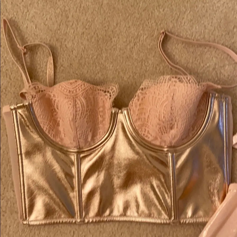 Victoria’s Secret dream angels bra. 32B - Image 2