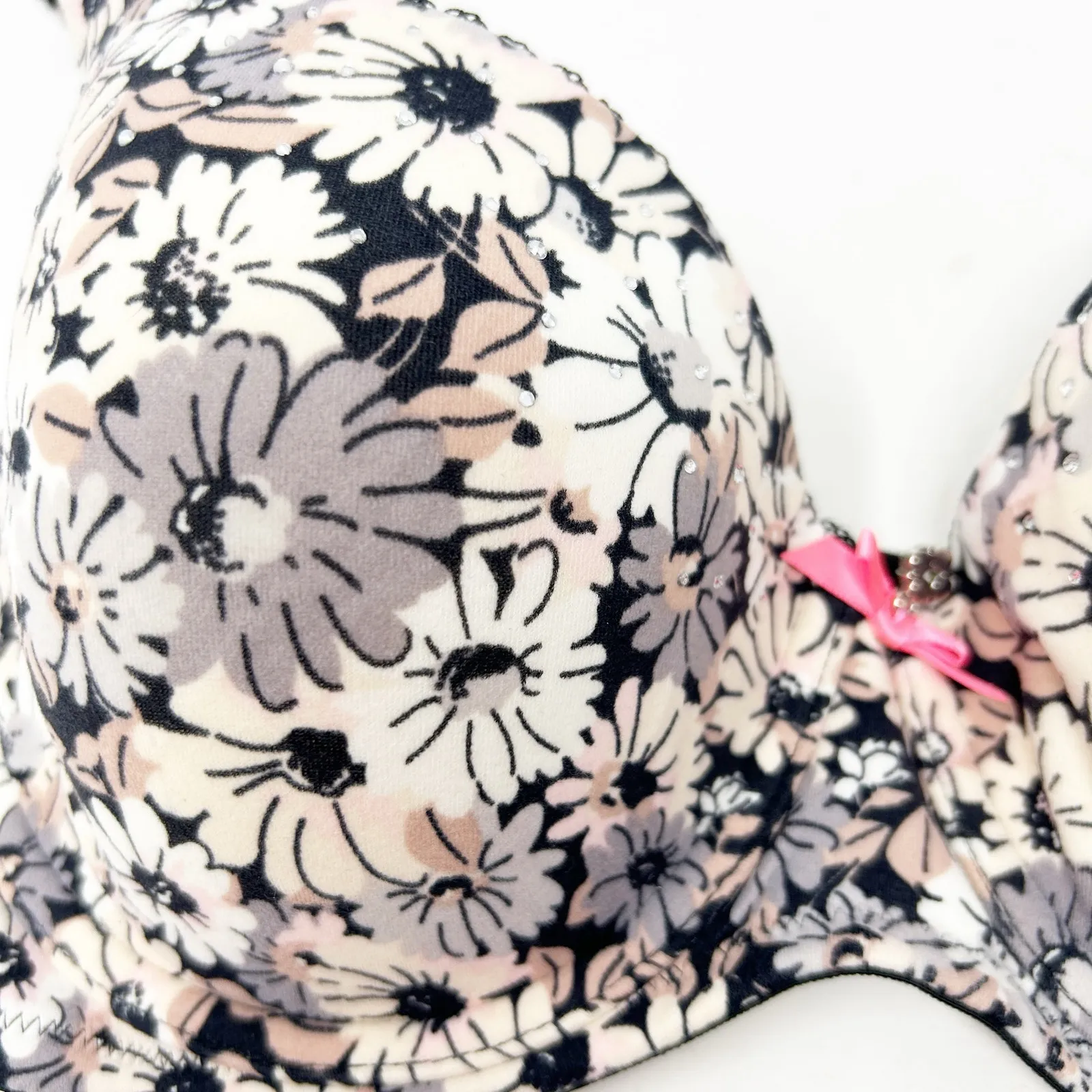 Victorias Secret Body By Victoria Floral Rhinestone Lined Demi Bra‎ Size 32DDD - Image 2