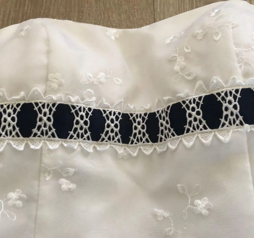 🌺 David’s Bridal 🌺 strapless eye let top . - Image 4