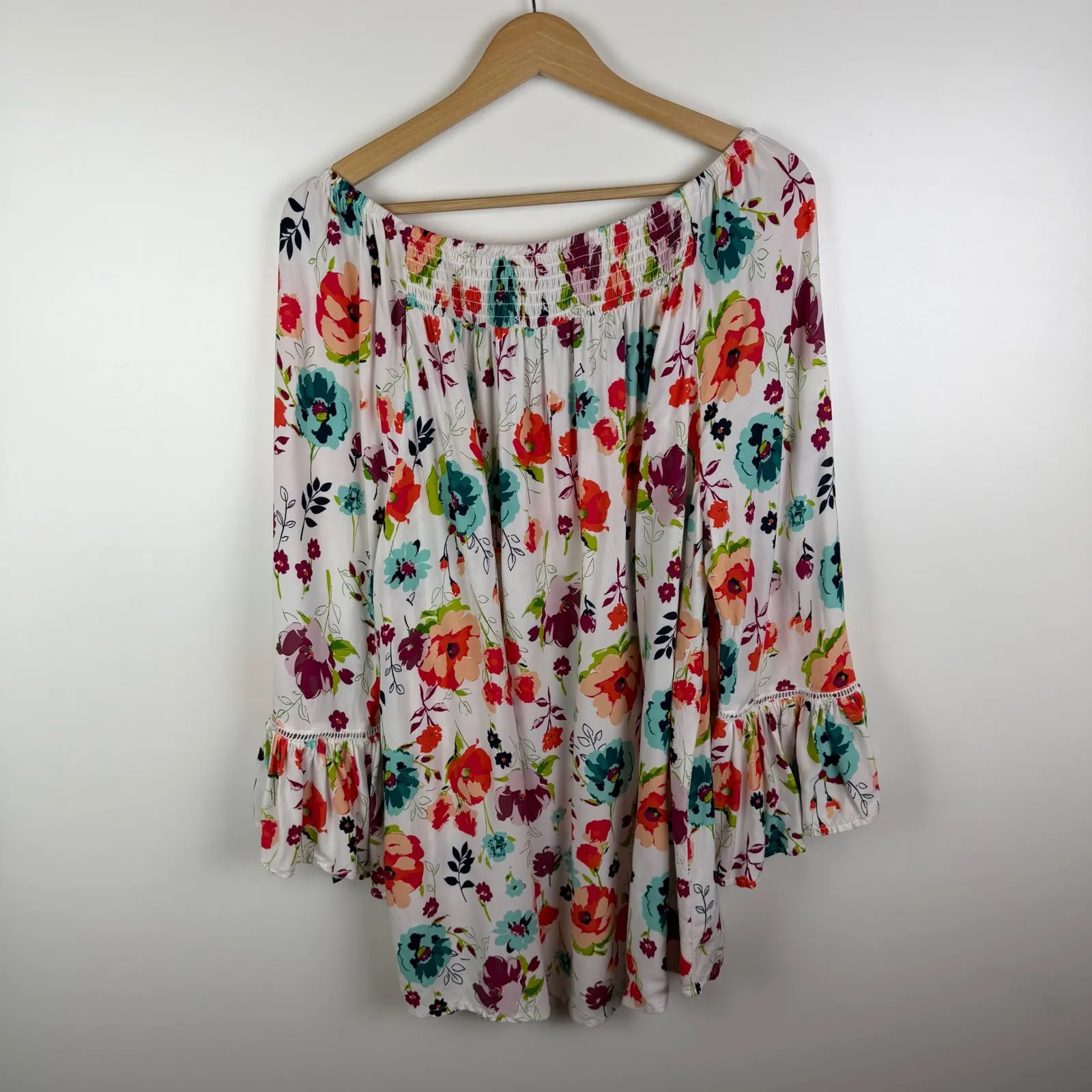 Terra & Sky Floral Smocked Peasant Top Size 1X Multicolor Lightweight Stretch White - Image 4