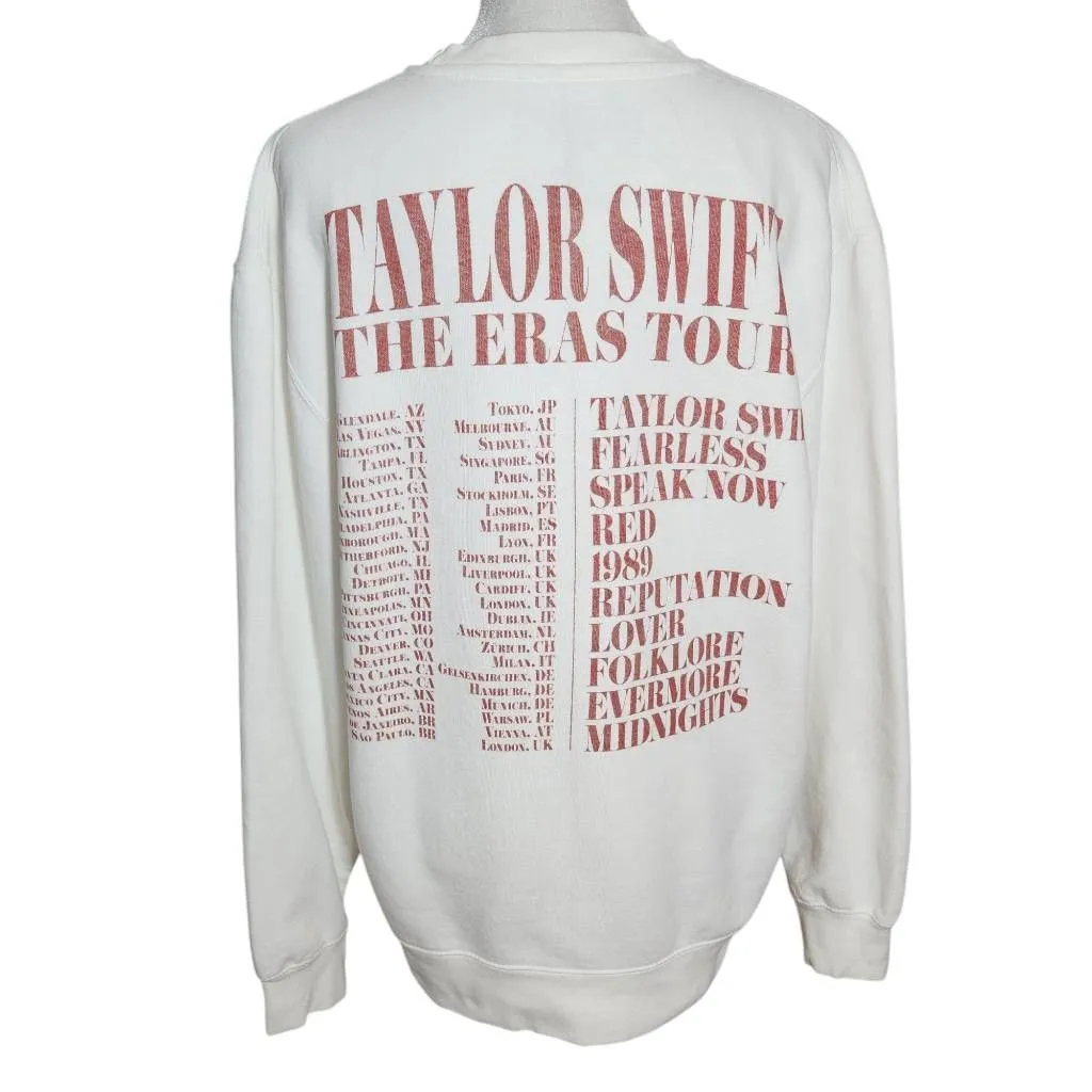 Taylor Swift The Eras Tour Photo White Crewneck Sweatshirt Size Medium - Image 2