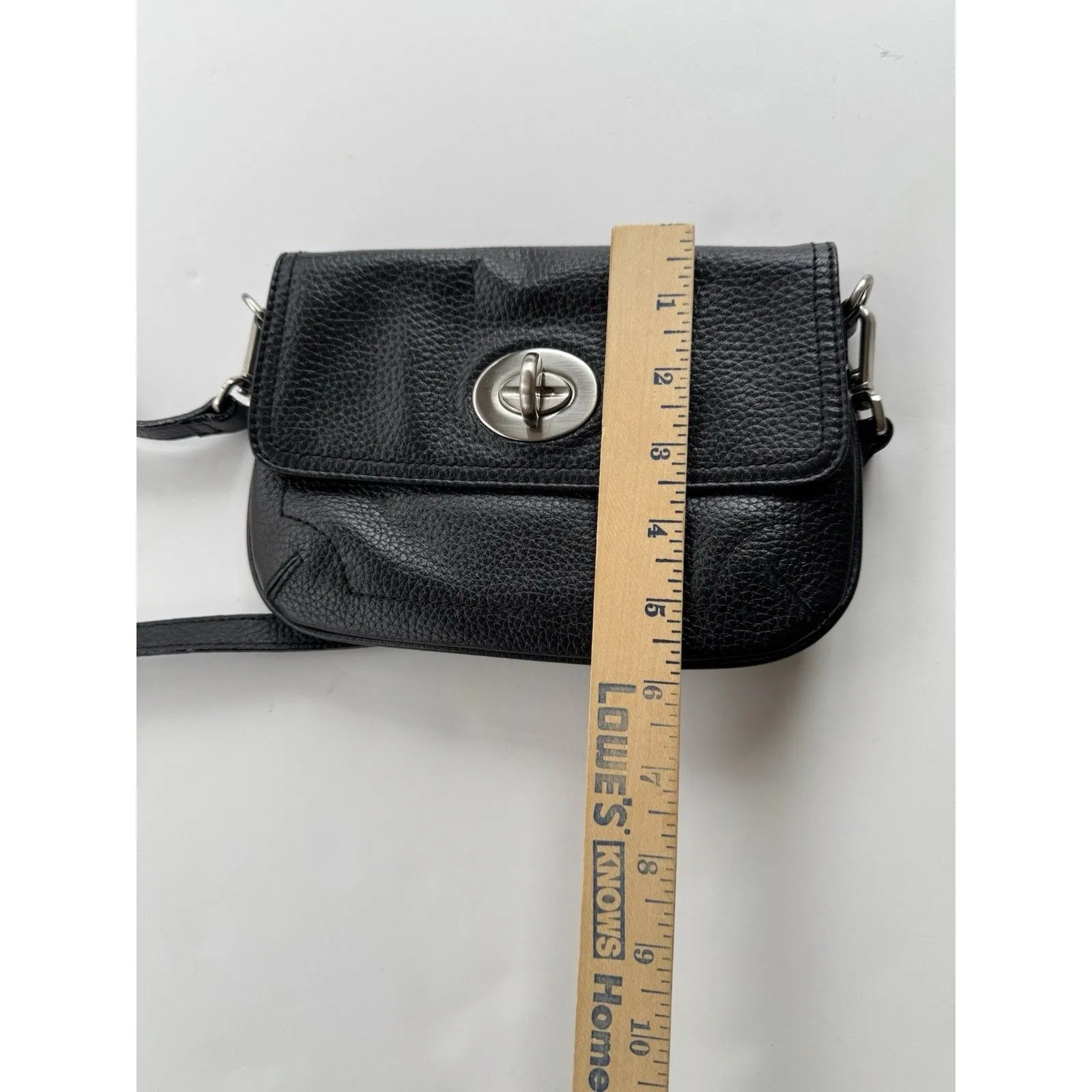 HALOGEN Shoulder Bag LEATHER Black Crossbody removable strap turn lock - Image 10