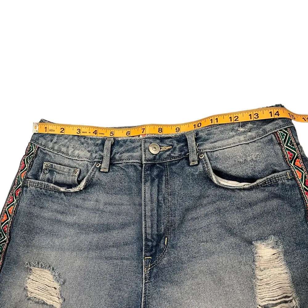 H&M X Coachella Distressed Tribal Fringe Shorts - Image 10