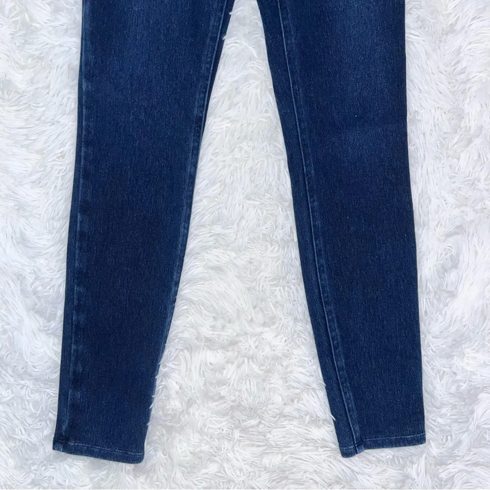 SPANX Mid Rise Dark Wash Pull-On Blue Denim Skinny Jegging Small - Image 4