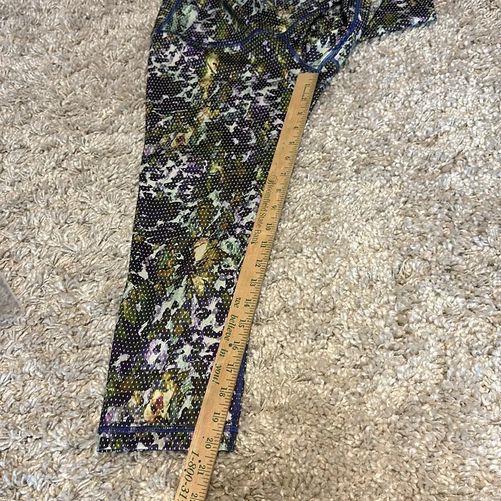 Lululemon Women's Wunder Under Crop II Luxetreme Roll Down Cropped Legging - Image 8