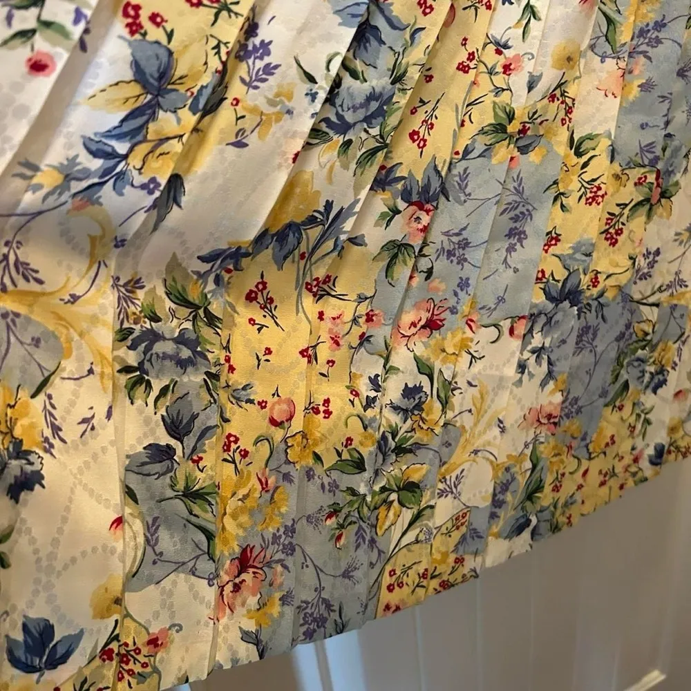 🌸 Floral Pleated Midi Skirt by Leslie Fay • Cottagecore Grandmacore • Size 12 - Image 5