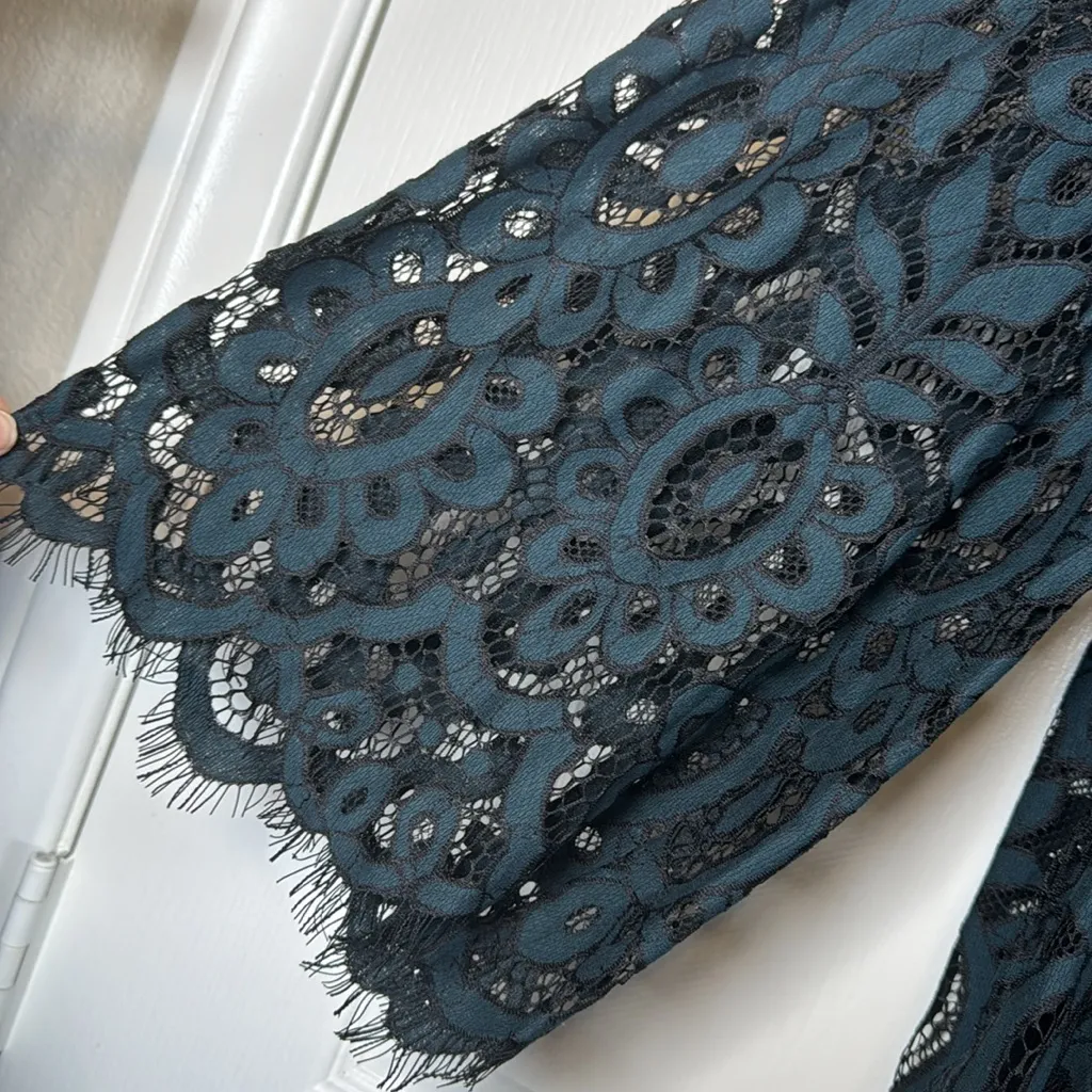 Lane Bryant Lace Mock-Neck Tunic Bell Sleeves Moody Jade Size 14 NWT #5741 - Image 3