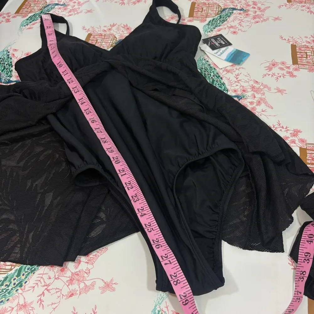 Swim Solutions NWT Black V - Image 7