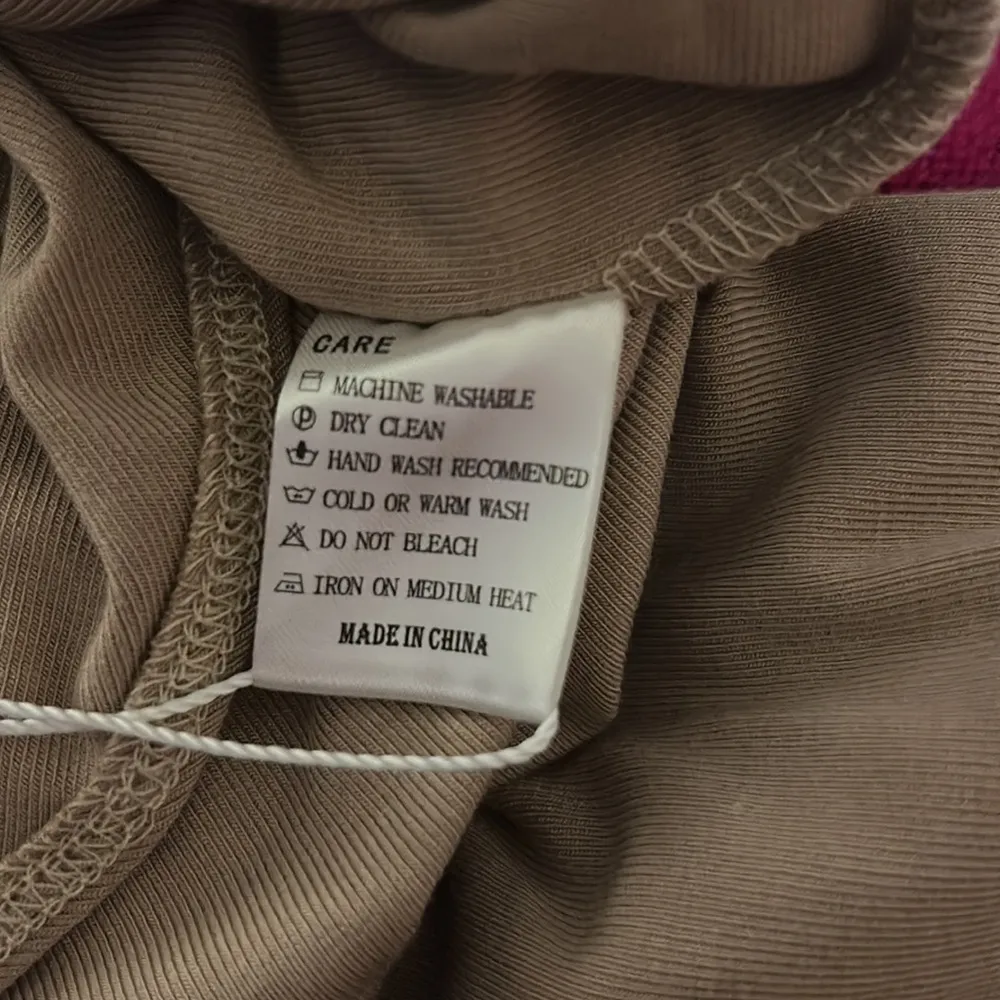 Mangopop Collection Beige Long Sleeve Stretch Bodysuit Size L - Round Neck - Image 4