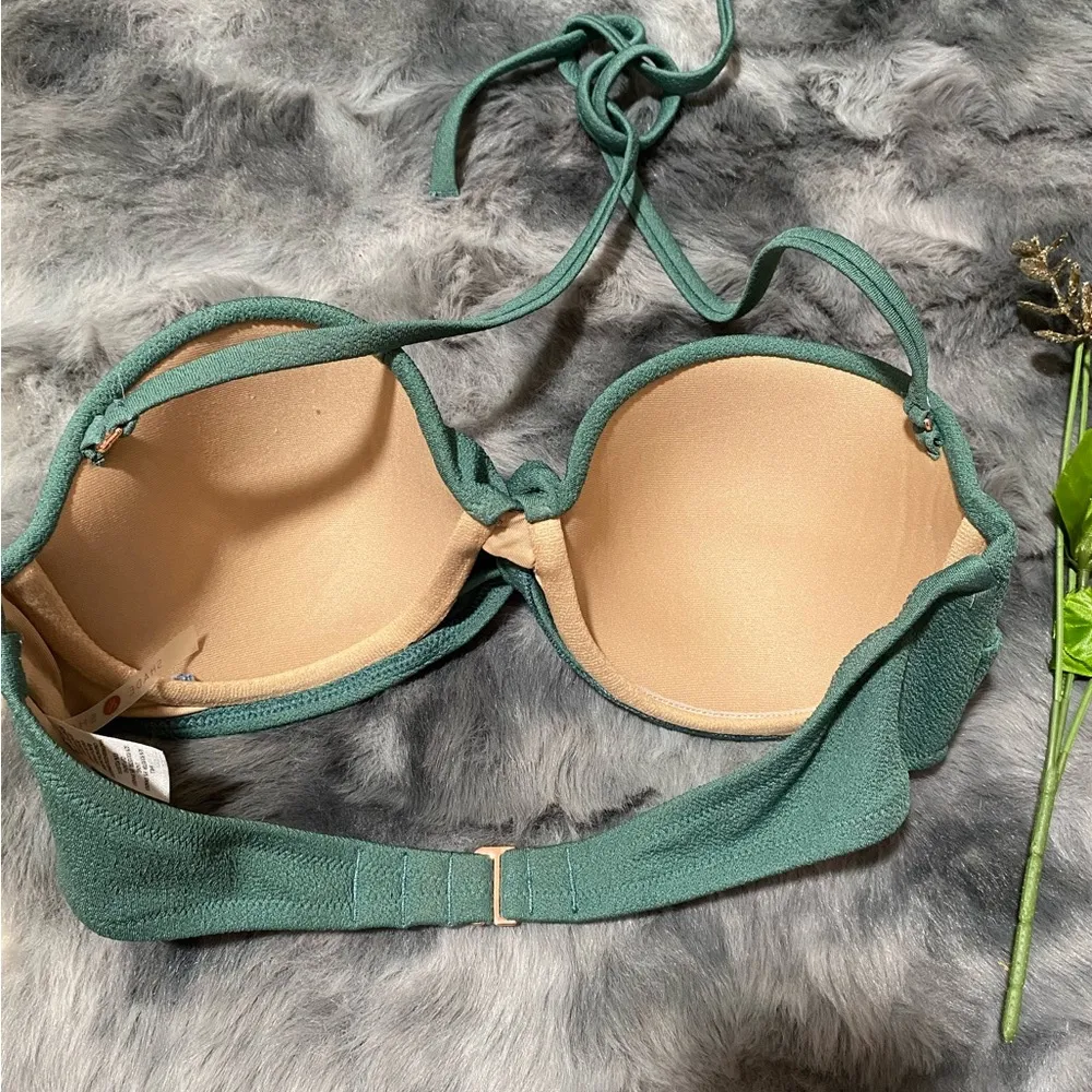 Shade & shore Green Twist Front Halter Top - Image 6