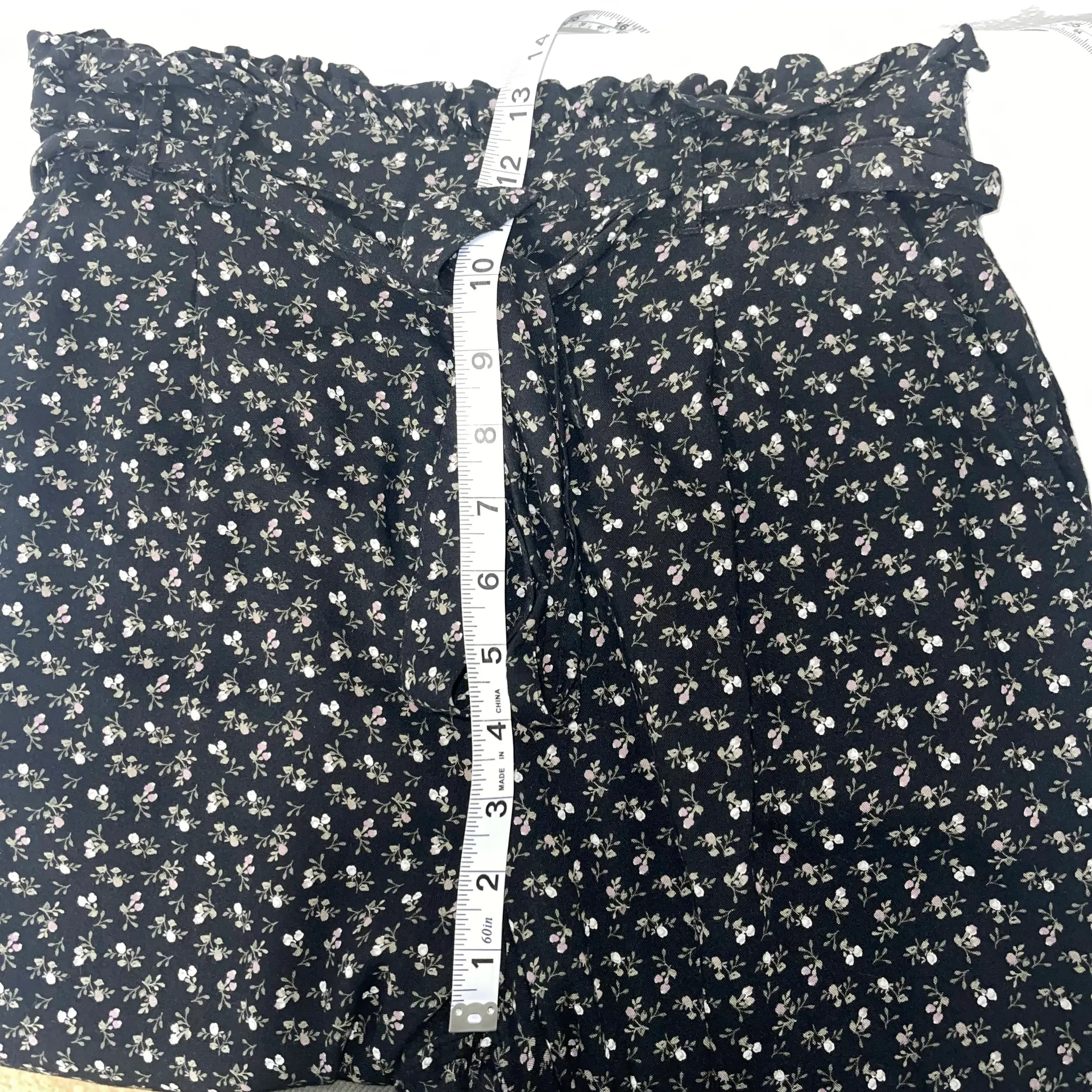 Black Floral Print Belted High Rise Relaxed Pants - Image 9