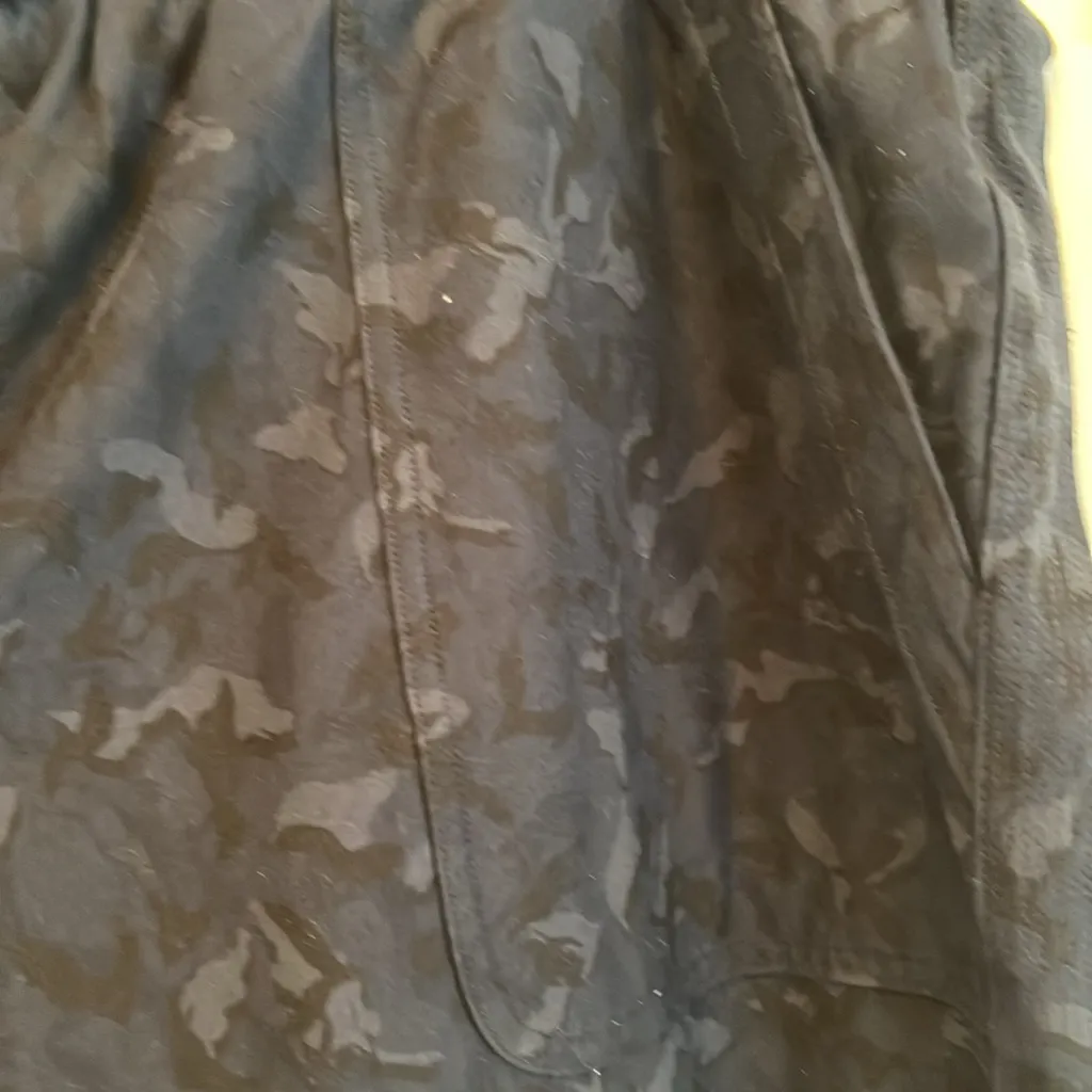 Athleta Printed Farallon Jogger Pants Camo Print Size 26 - NWT - Image 6