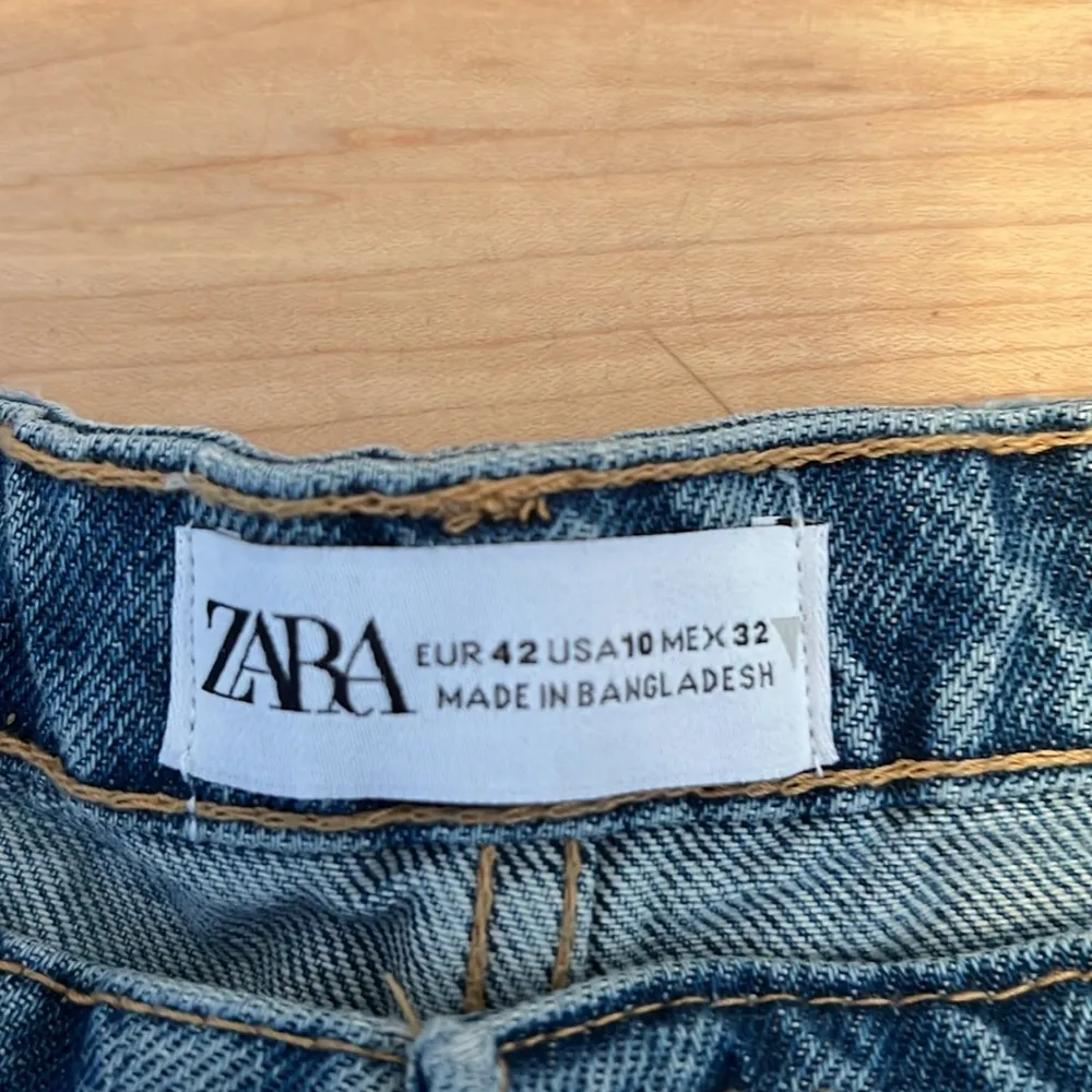 ZARA High Rise Cutoff Jean Shorts - NWT - Image 4