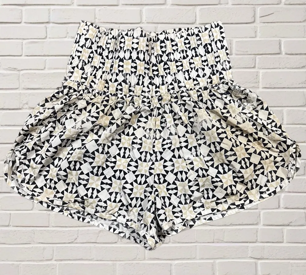 FP Movement Free People Way Home Shorts Athletic Workout High Rise Size M Black Size M - Image 1