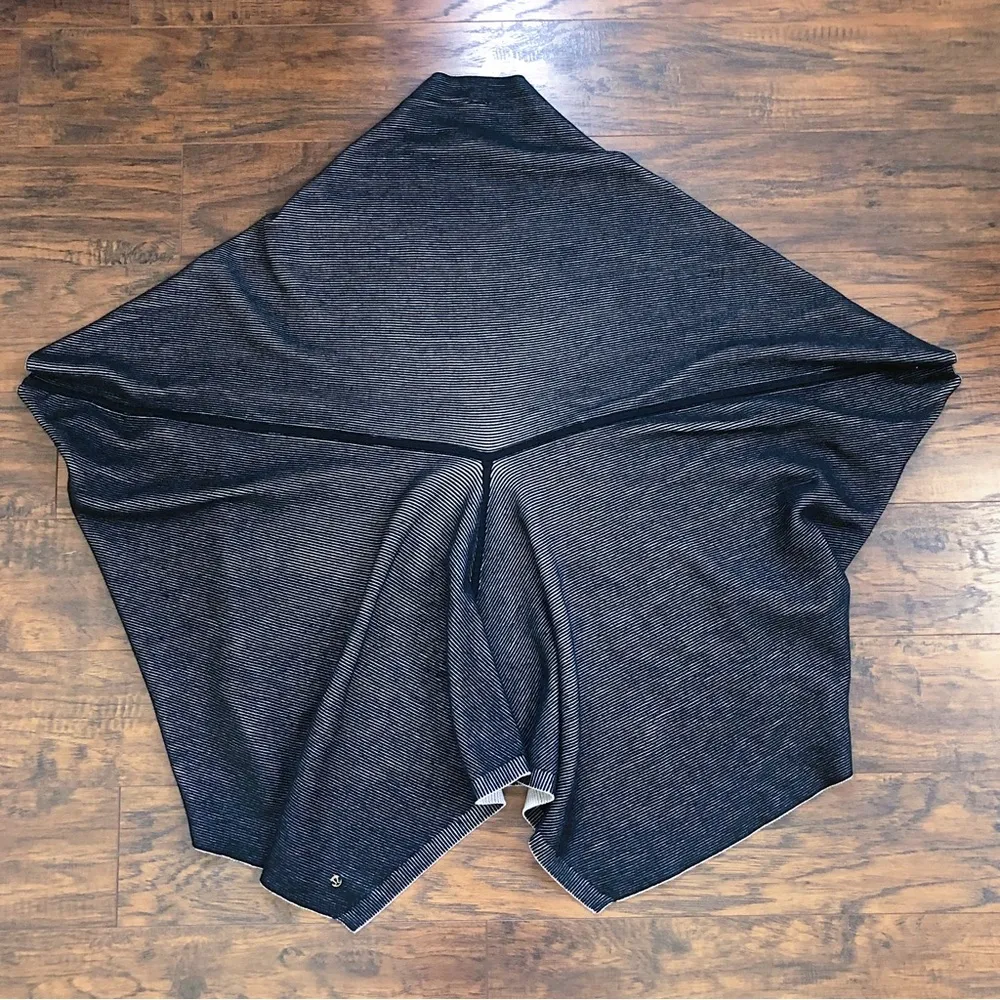 Lululemon • Exaltation Wrap reversible shrug Black Stargaze cotton silk knit - Image 7