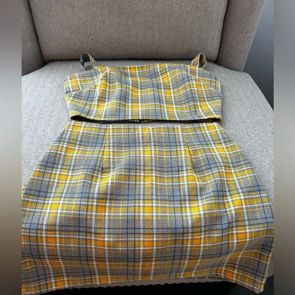 - Top & Skirt Set - Image 2