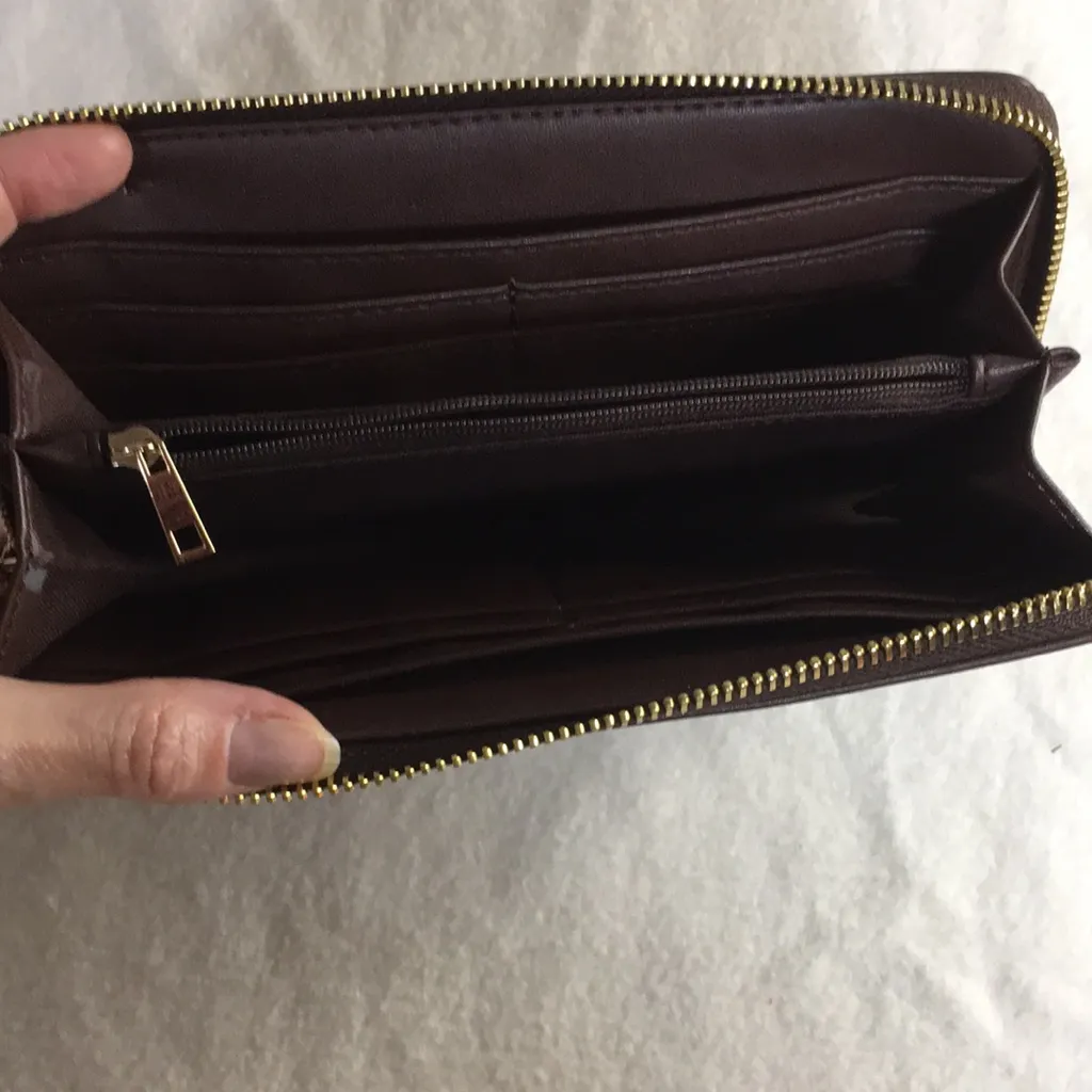 New Woman’s A New Day Zippered Wallet/Wristlet Brown - Image 4