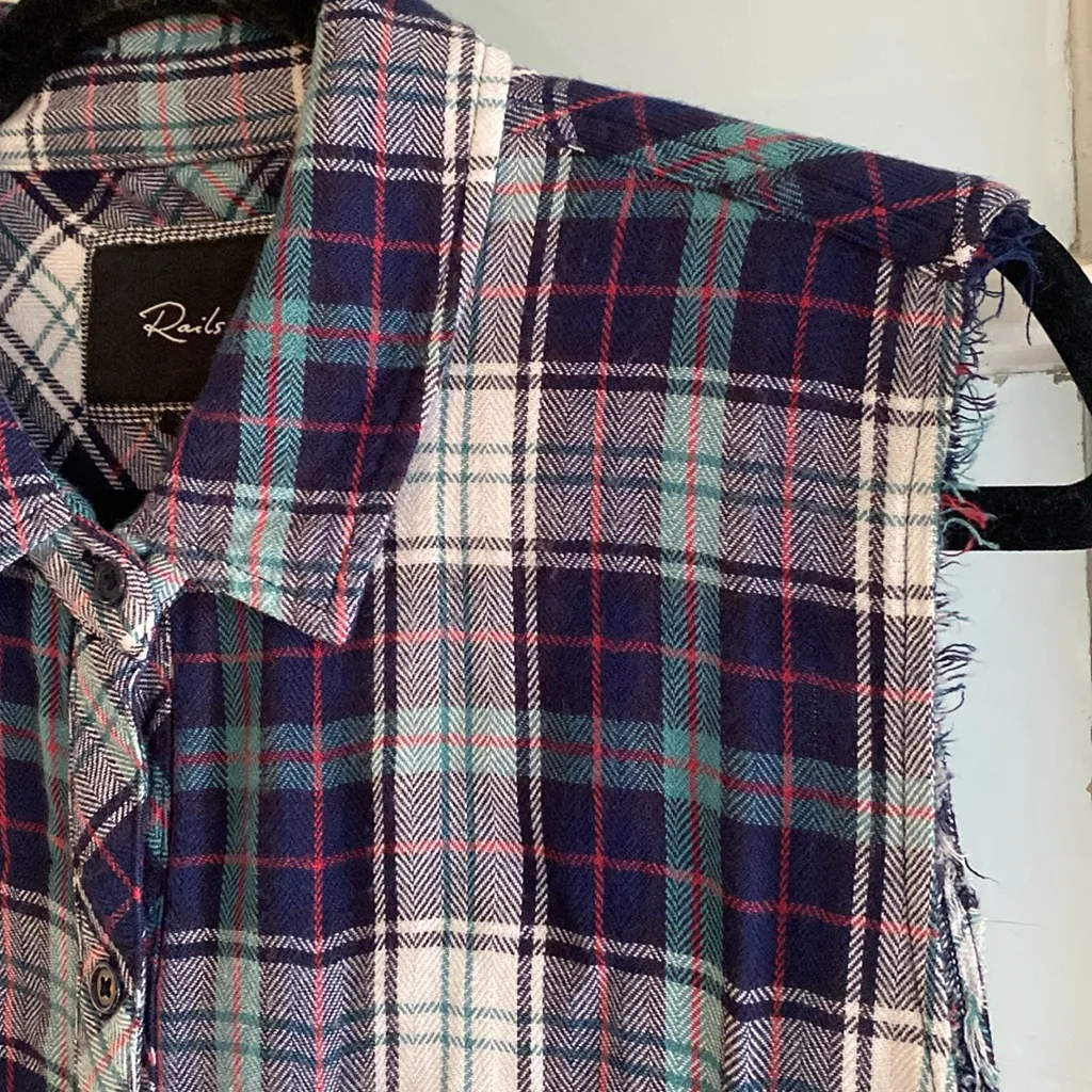 Rails Plaid Sleeveless Button Up Shirt Size Small Red Blue Green Oversized Tunic - Image 2