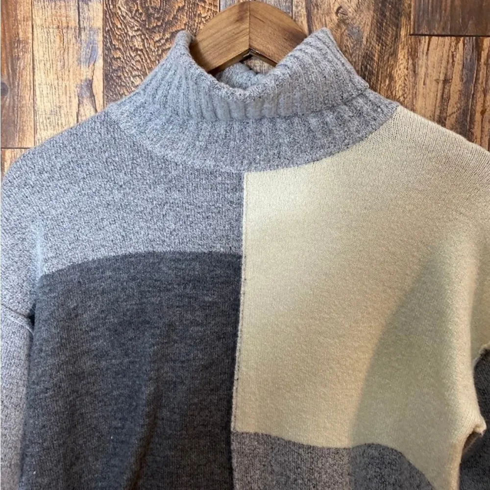 Cyrus  Womens Side Slits Long Sleeve Turtleneck Sweater Gray Small (29) - Image 2