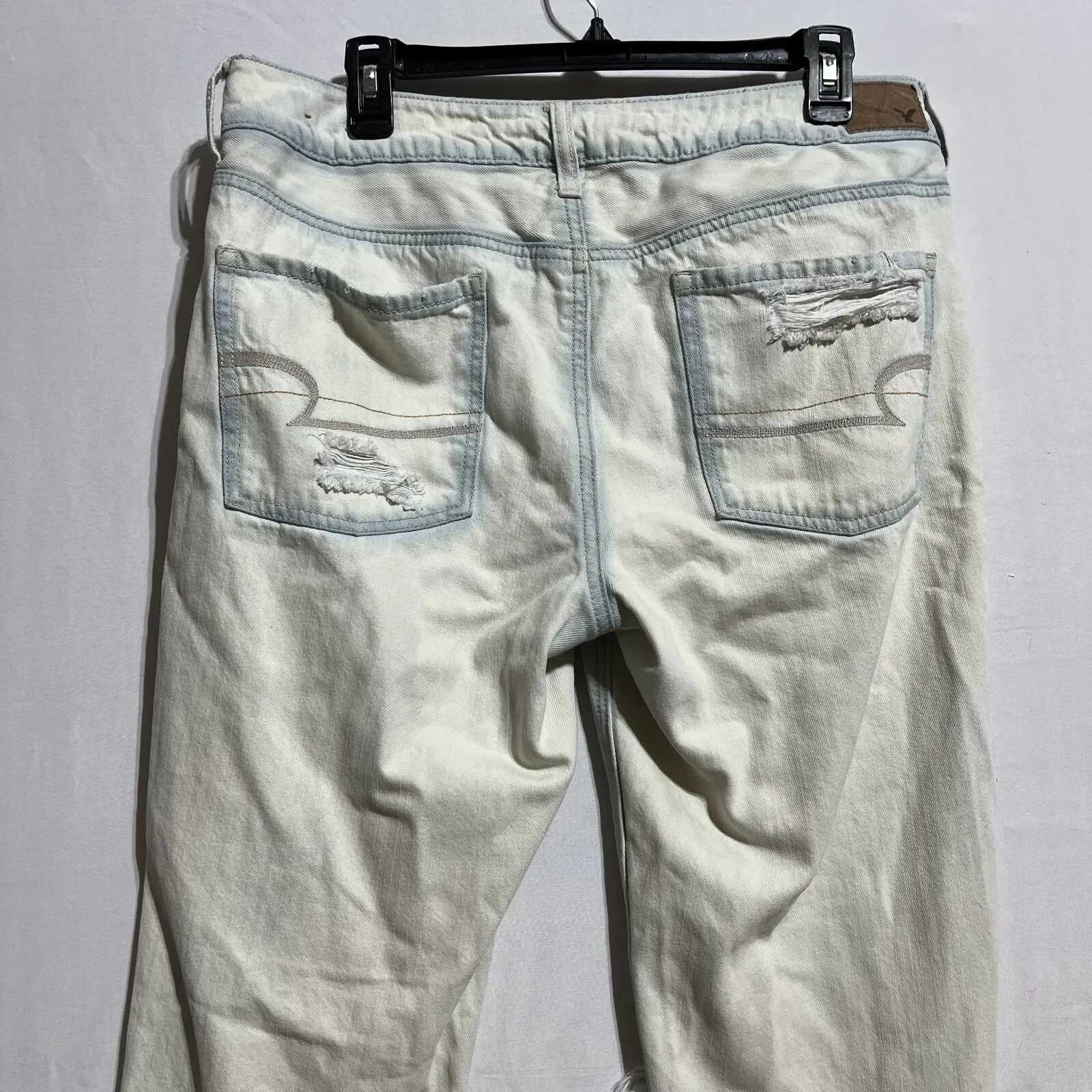 American Eagle Outfitters Jeans Women 10 Ivory 100% Cotton Distressed Button Fly - Image 5